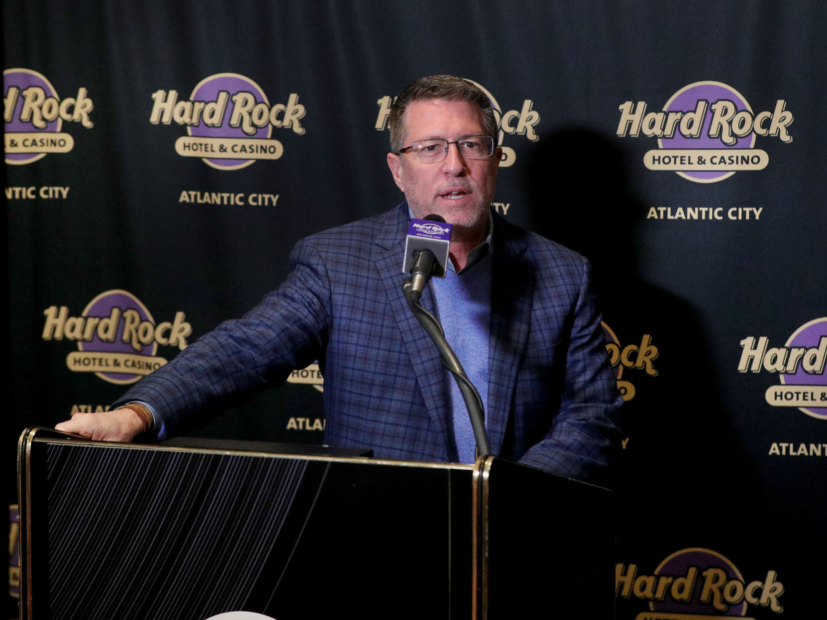 Hard Rock Lives Sots